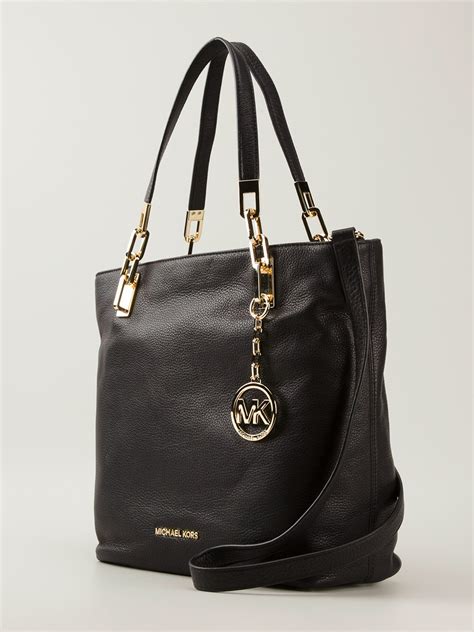 sacs a mains michael kors|Michael Kors large satchel bag.